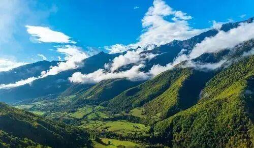 高考地理简答题万能模版